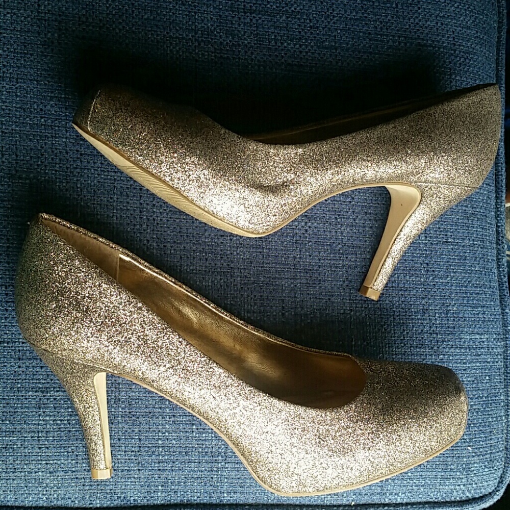 Gold glitter heels